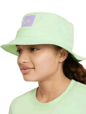 Nike Mint Green Bucket Hat with Black Label